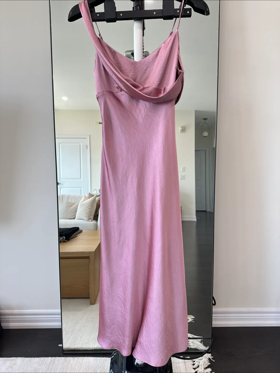 Aritzia Hymn Dress Size 2 NWT thumbnail