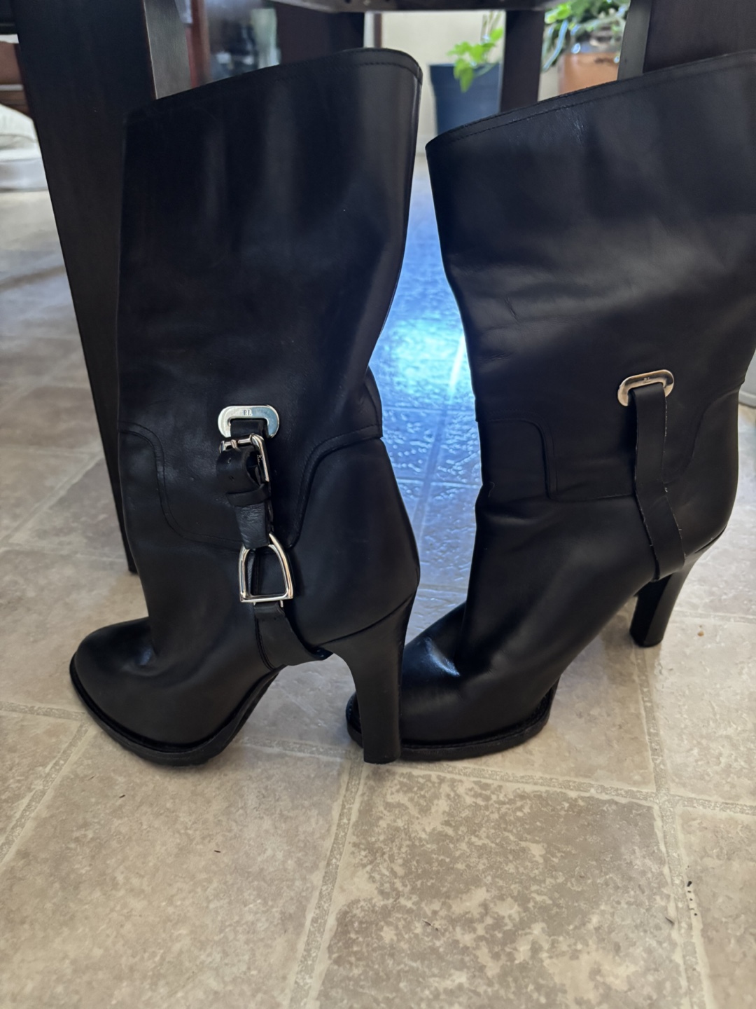 Ralph Lauren Black Leather Heeled Boots - photo 2