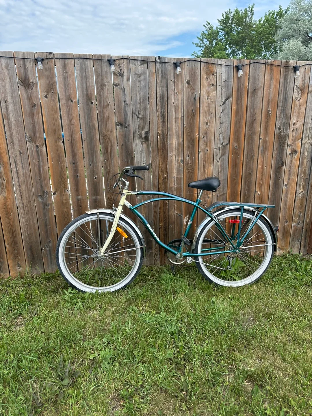 Vintage Beach Cruiser Bike Super cycle Green & Cream image indicator(2)