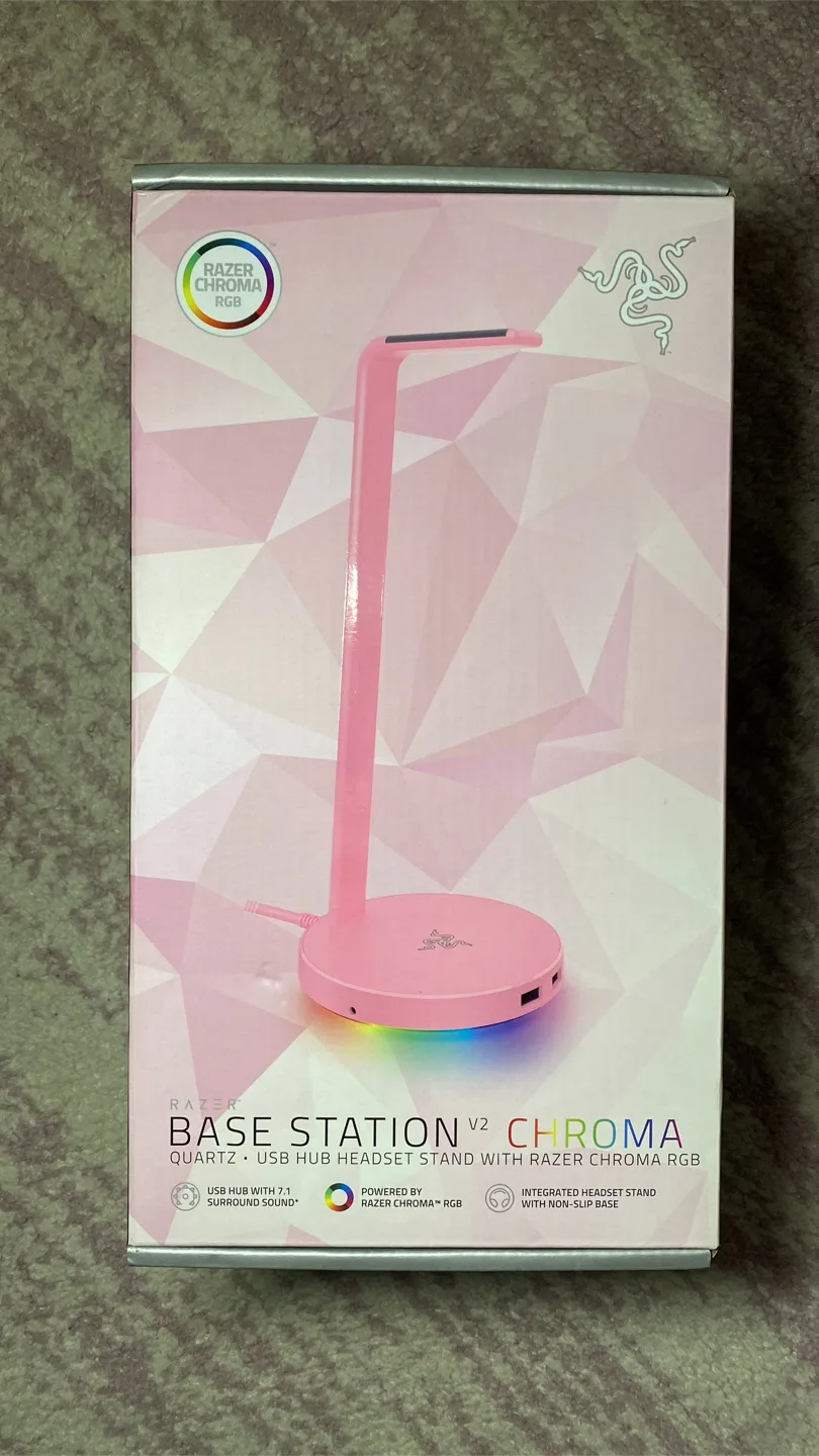 Razer Base Station V2 Chroma - Quartz Pink Brand New thumbnail