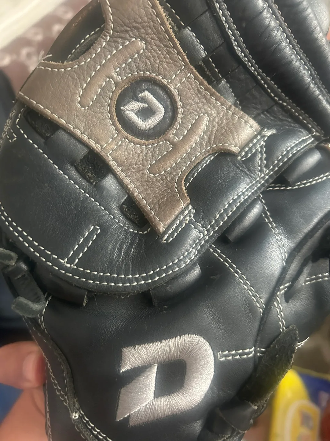 Diablo softball Glove 13” deep pocket- lightly used image indicator(4)