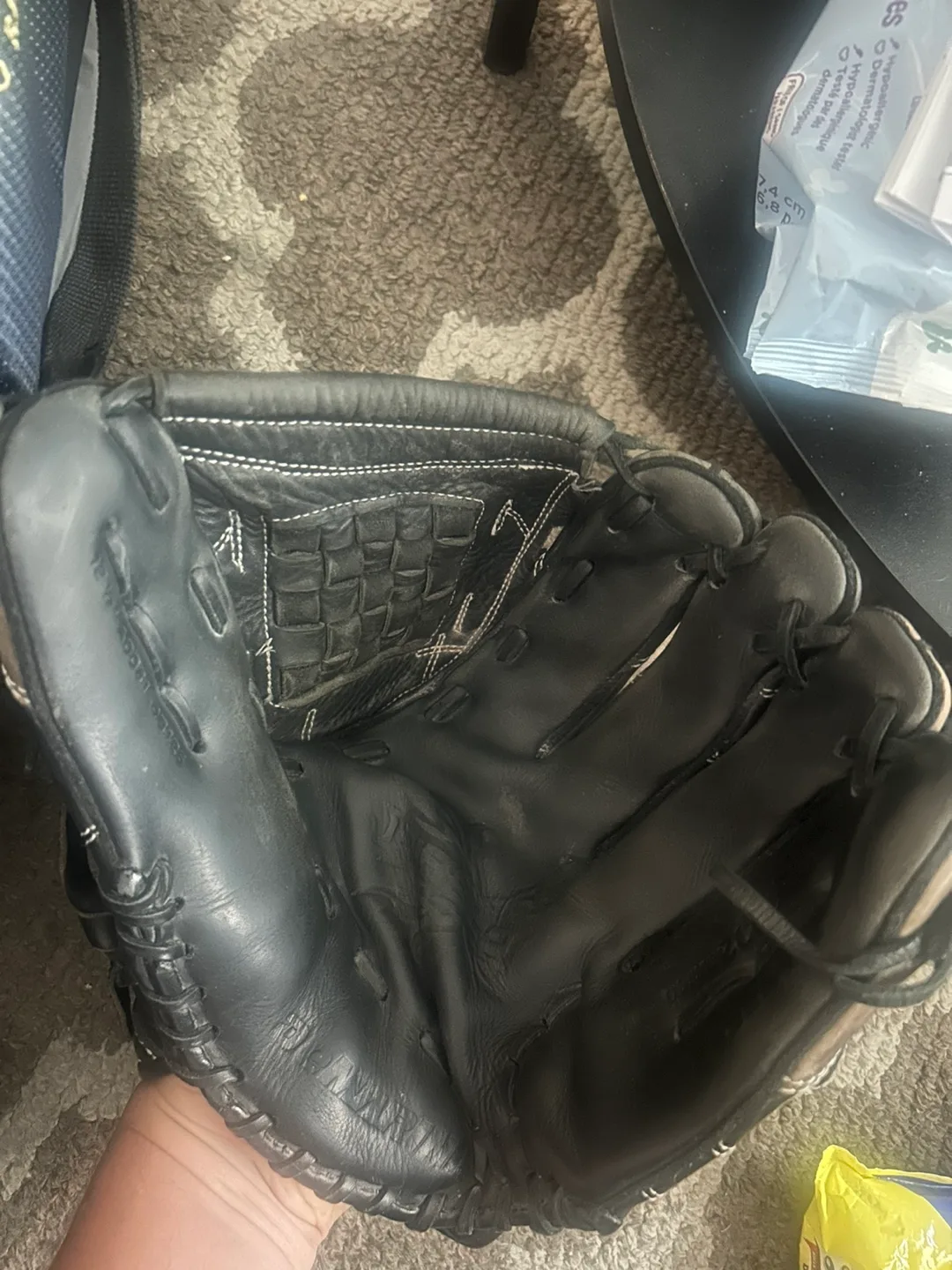 Diablo softball Glove 13” deep pocket- lightly used image indicator(5)