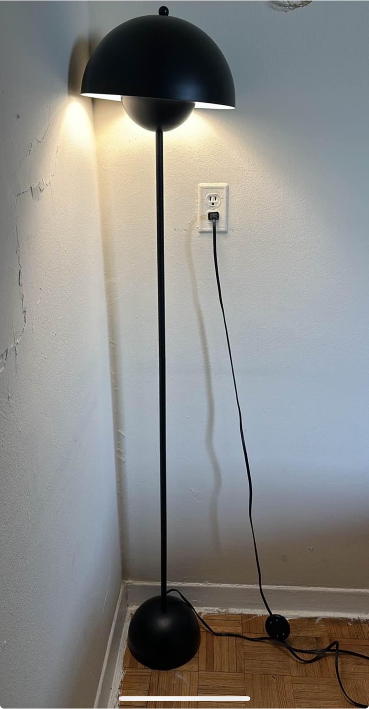 Black hat floor lamp - photo 2