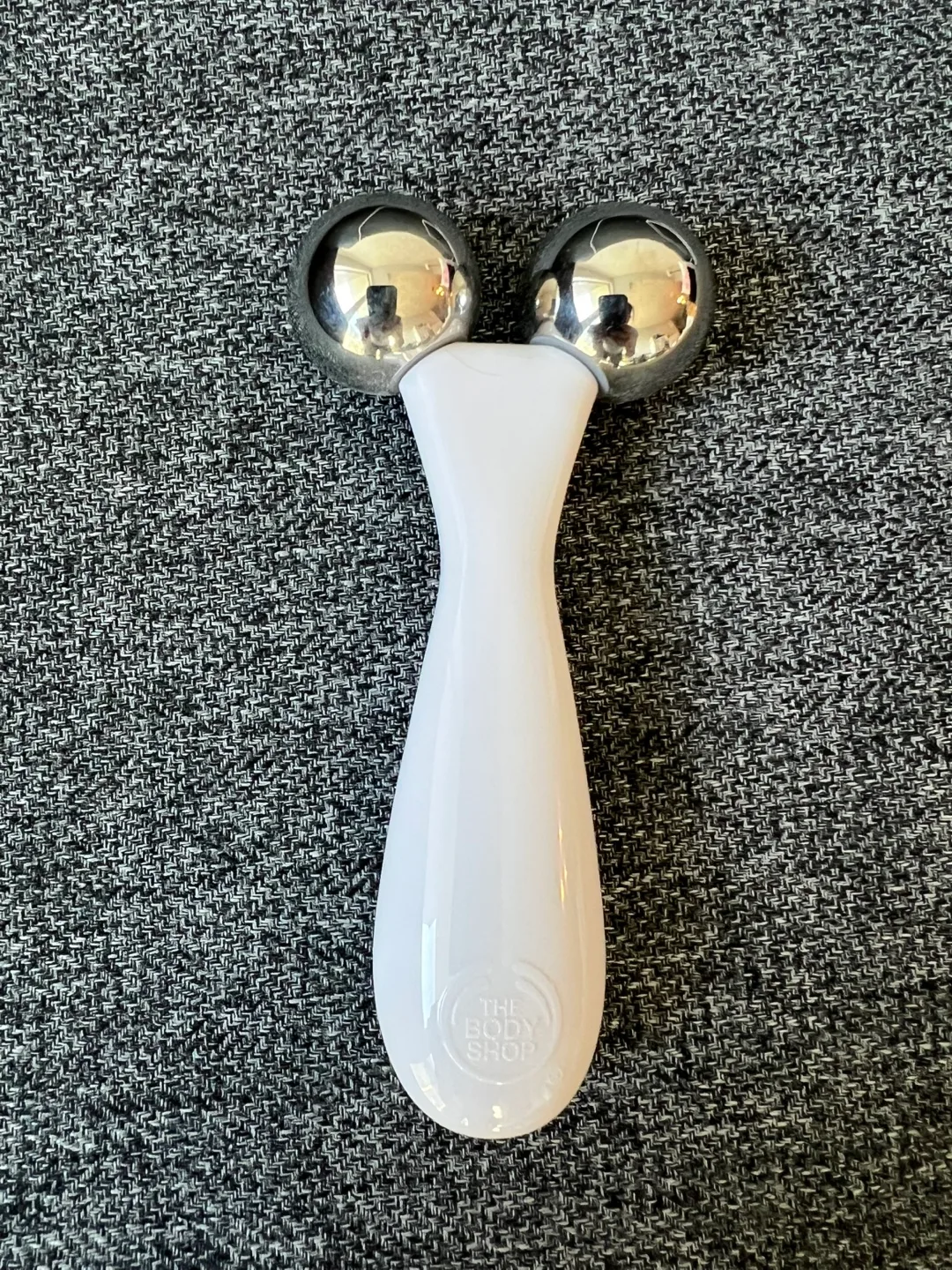The Body Shop Face Massager thumbnail