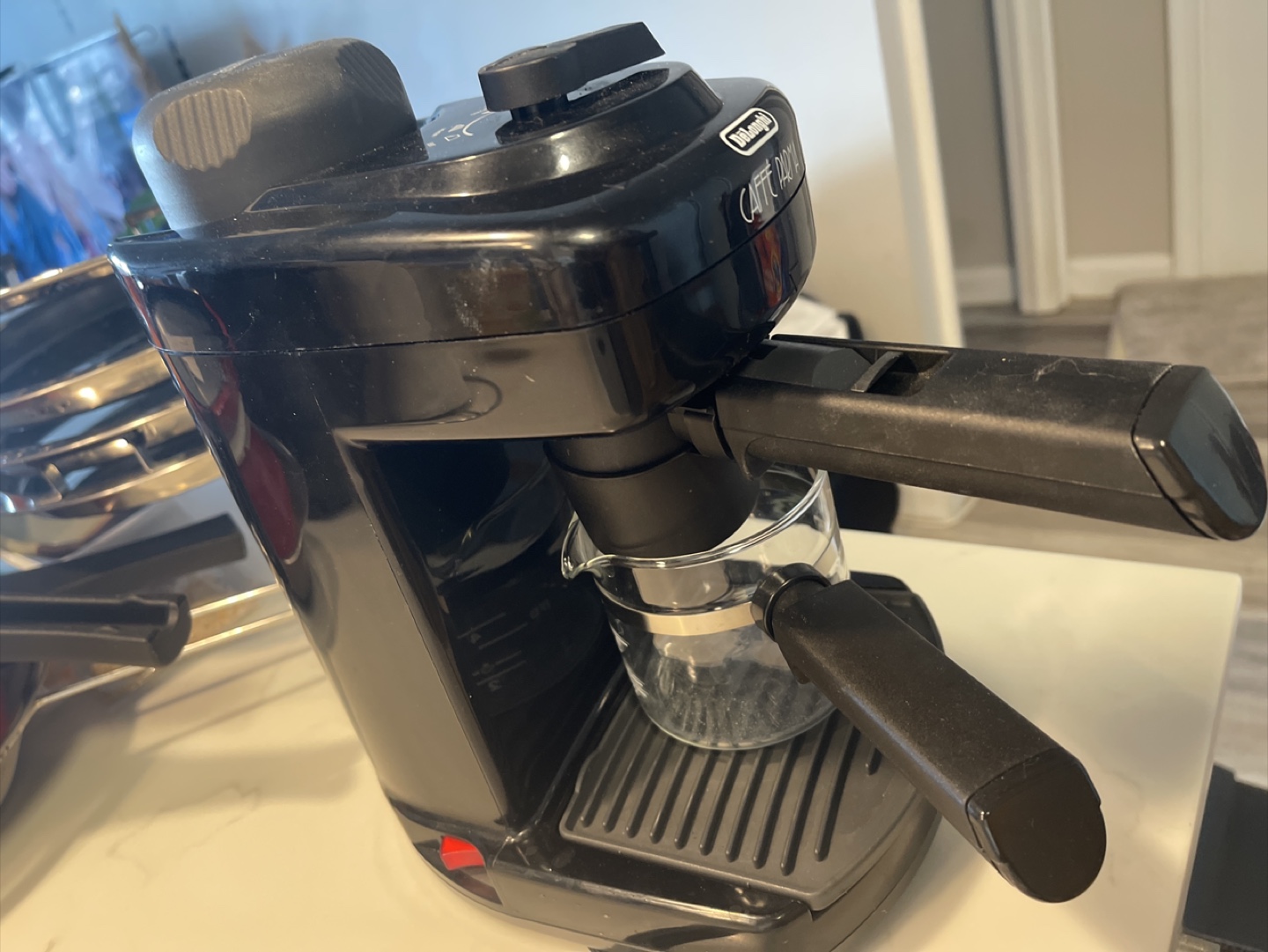 DeLonghi Caffè Parma Espresso Machine - photo 2