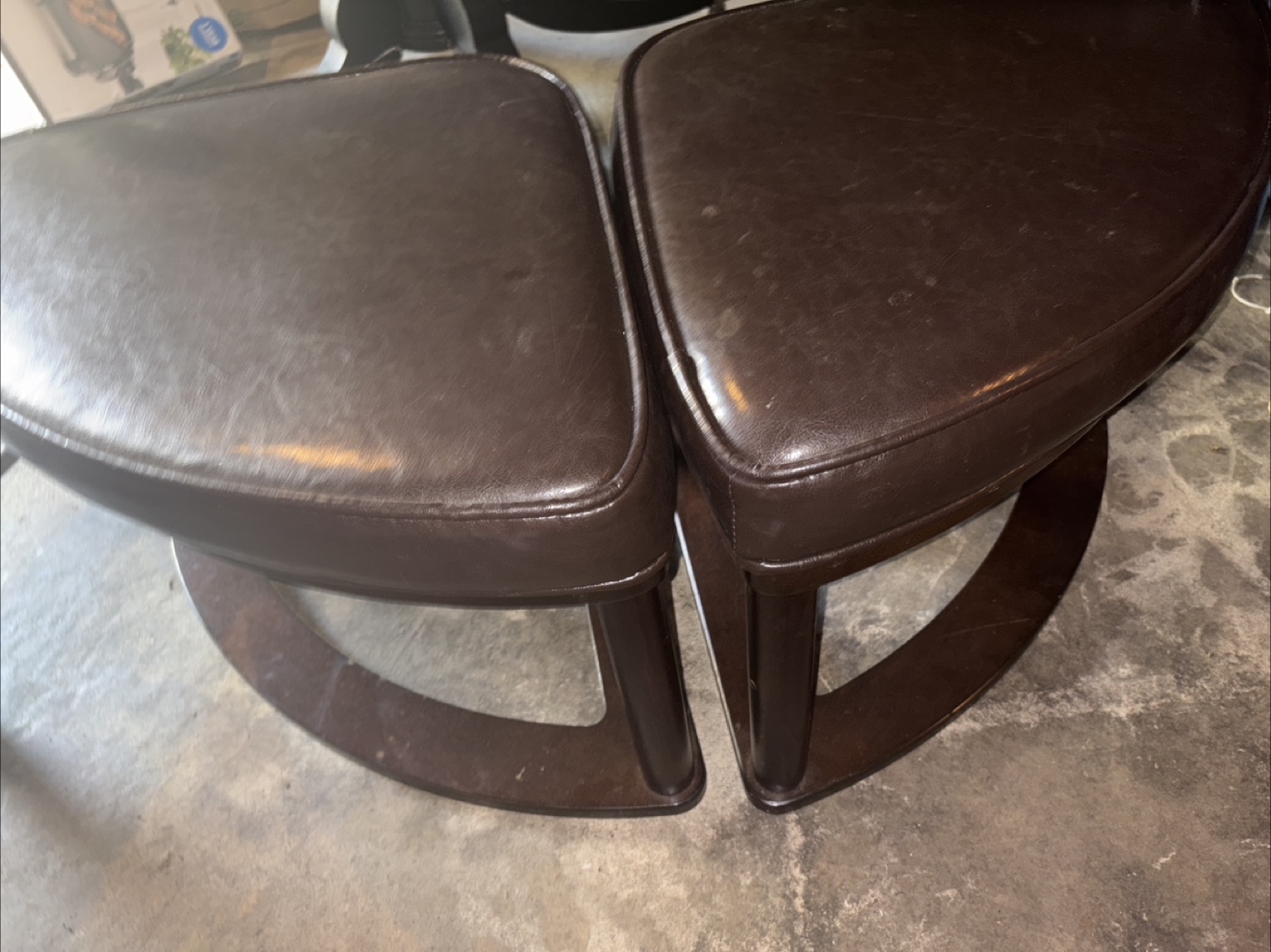 2 leather short stools