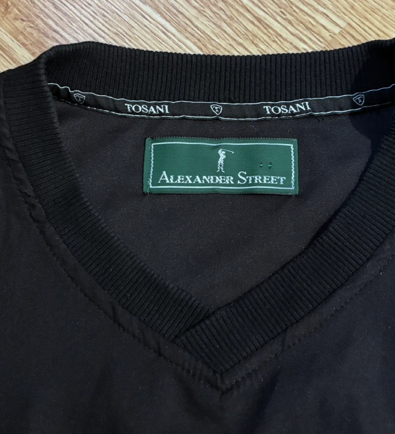 Vintage Winnipeg Goldeyes Alexander Street Tosani Pullover  (XL) image indicator(4)