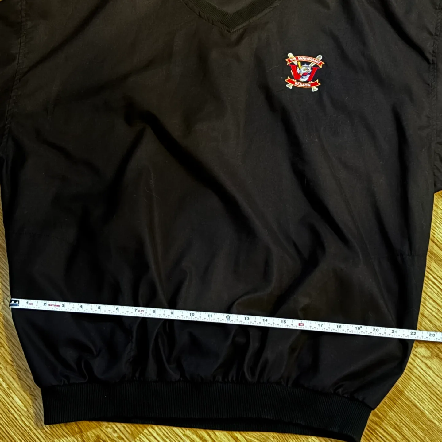 Vintage Winnipeg Goldeyes Alexander Street Tosani Pullover  (XL) image indicator(7)