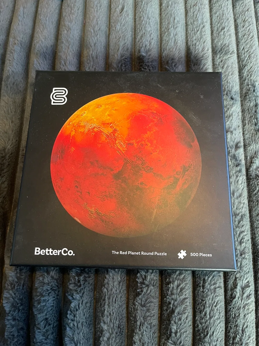 BetterCo. The Red Planet Round Puzzle - 500 Pieces thumbnail
