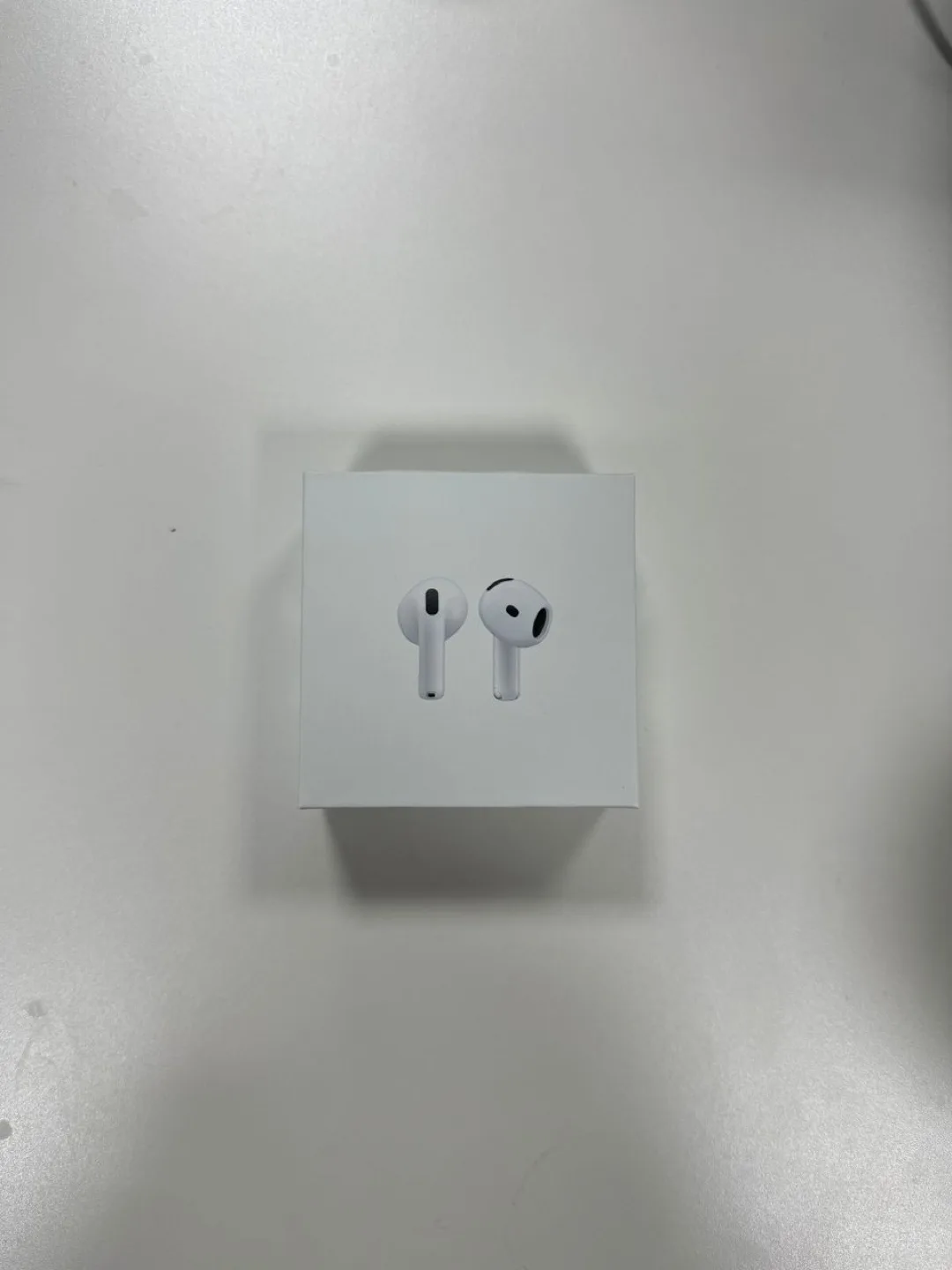 New Apple AirPods (4th Generation) thumbnail