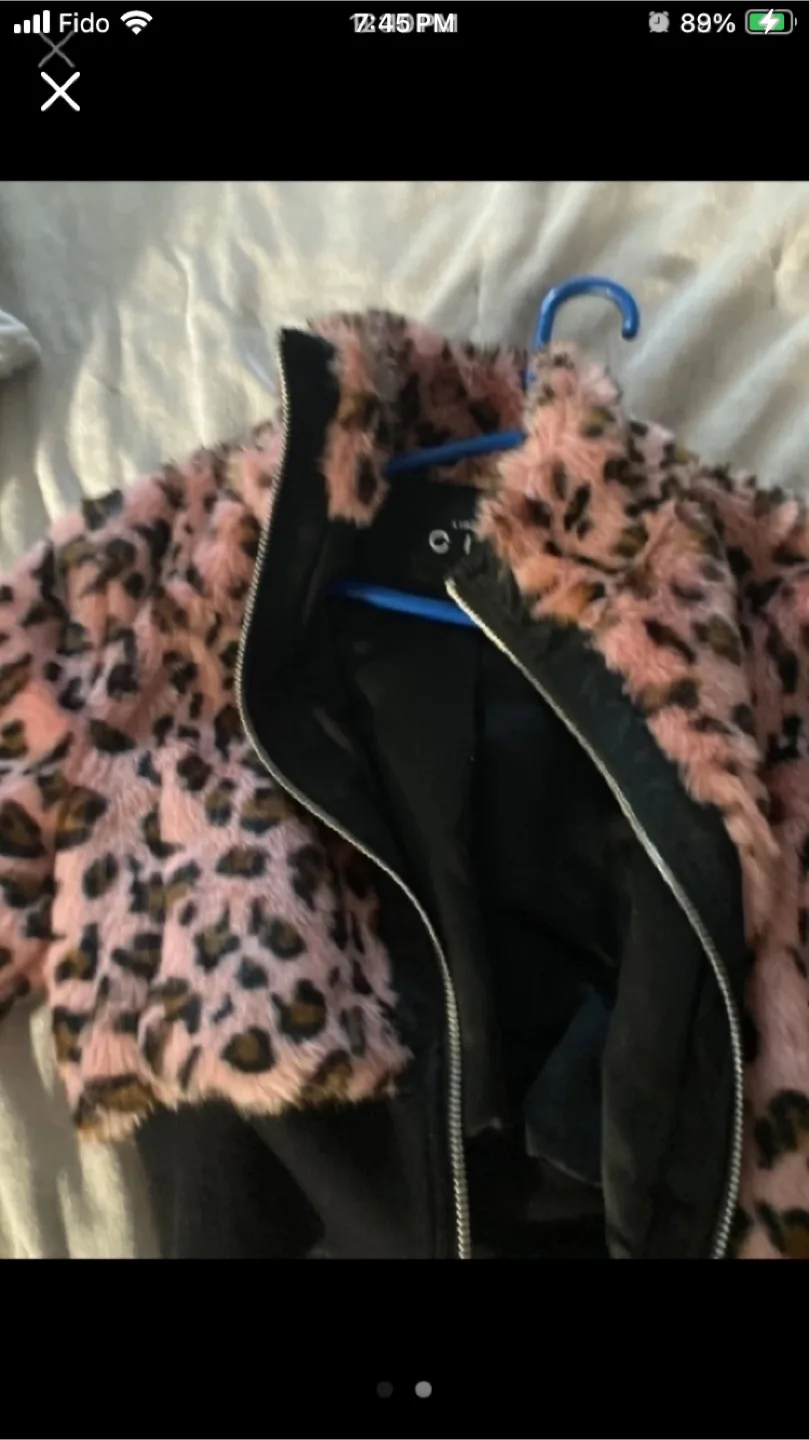 Pink Leopard Print Faux Fur Jacket image indicator(4)