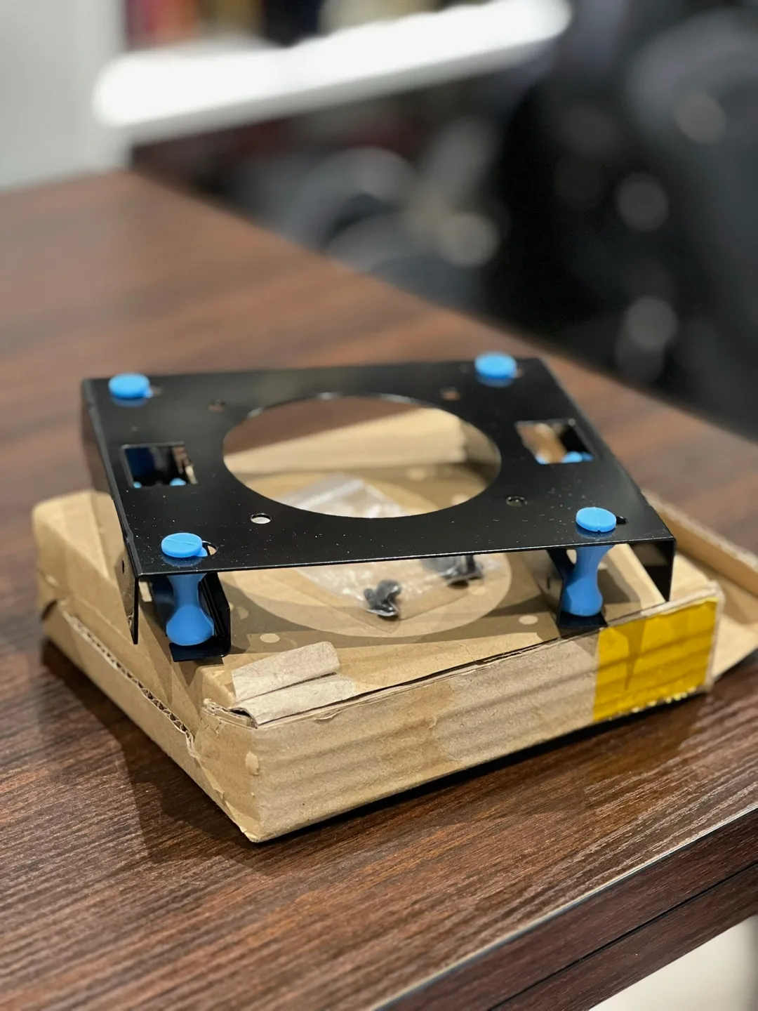 3.5" to 5.25" Internal Hard Disk Mount Bracket thumbnail