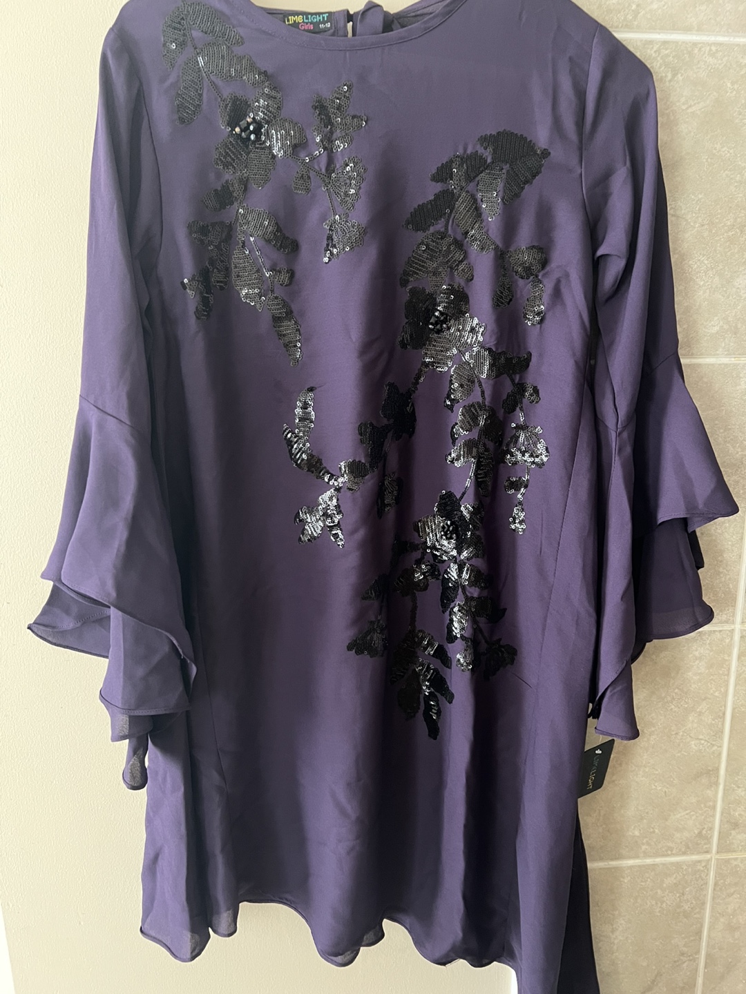 LimeLight Girls 11-12 Purple Outfit
