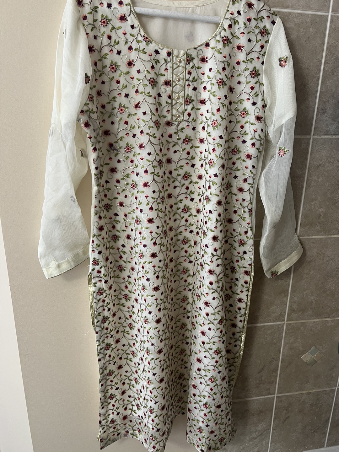 Floral Embroidered Salwar Kameez Suit