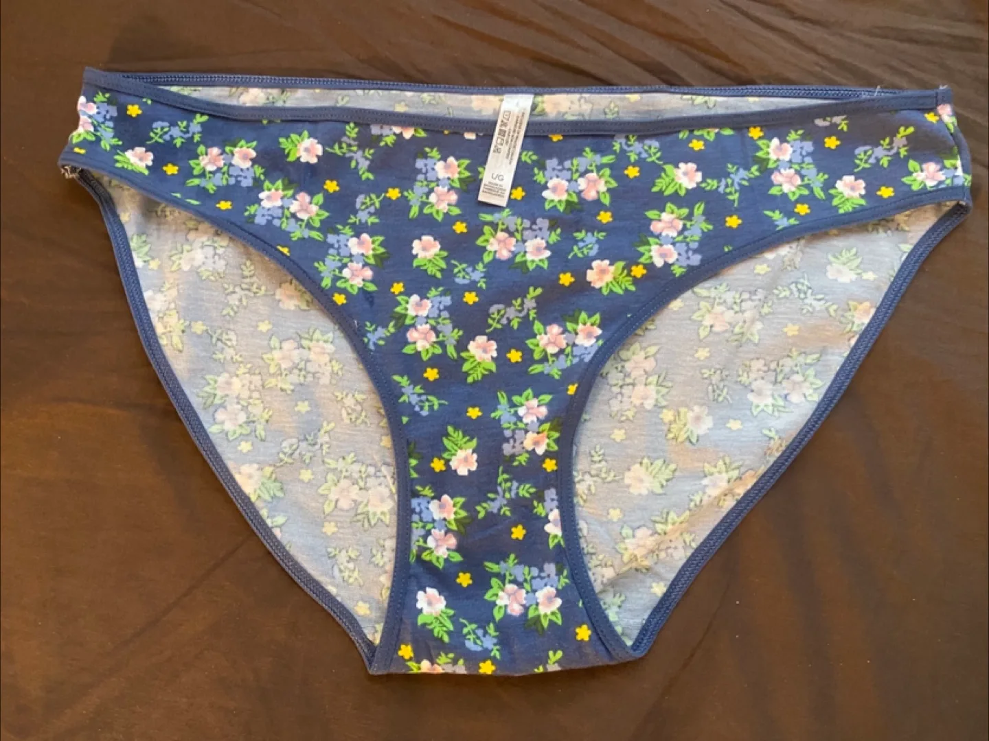 La Vie and Rose Large underwear thumbnail