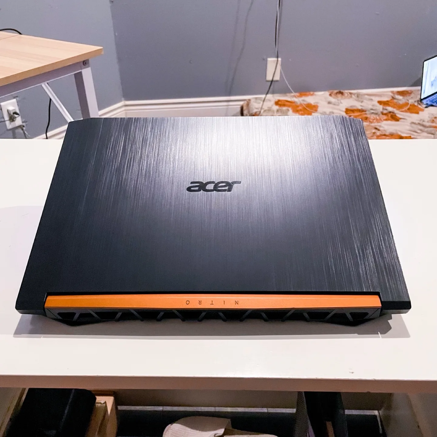 Nitro 5 Gaming Laptop image indicator(2)