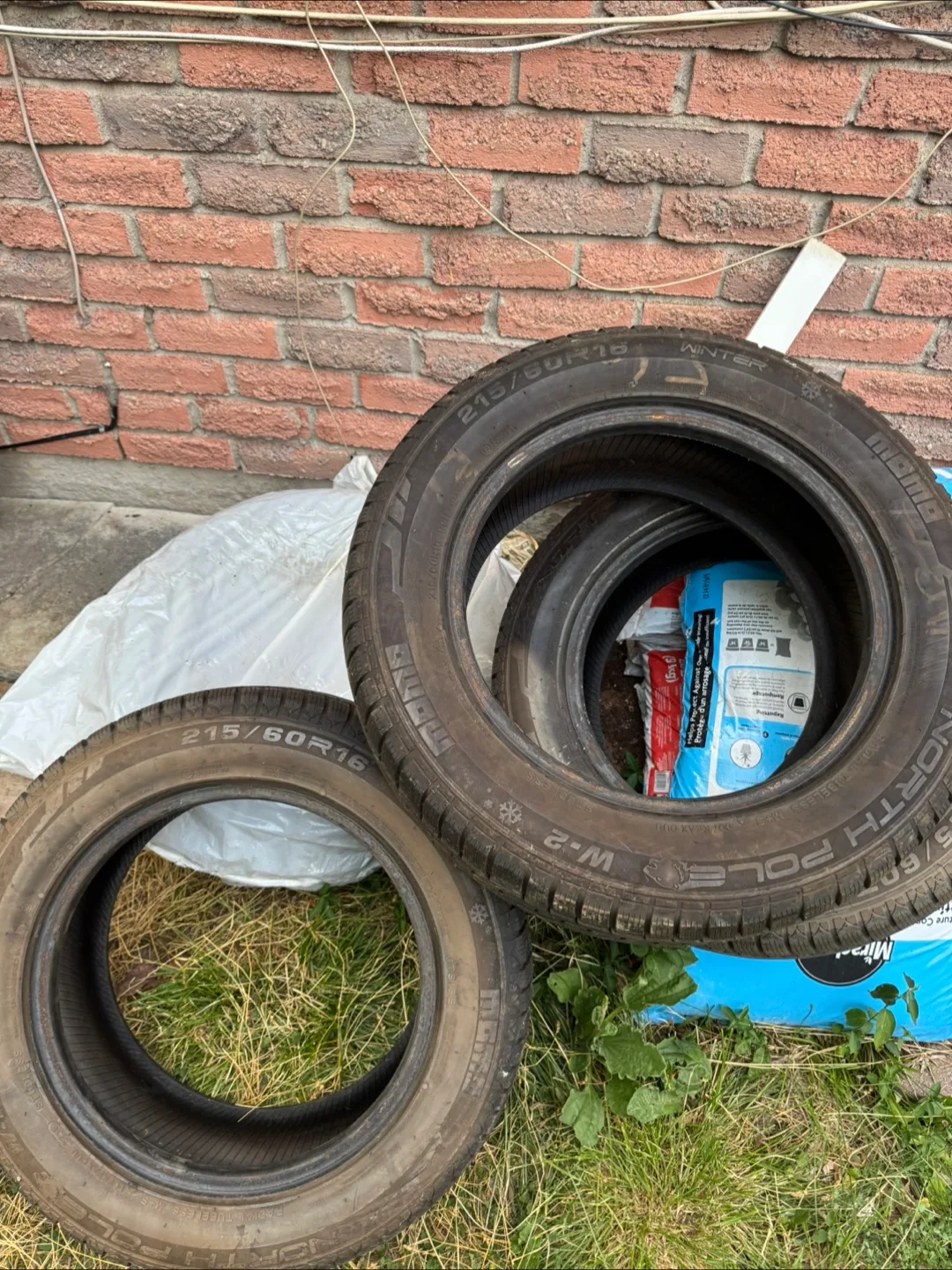 215/60R16 Winter Tires - Set of 4 thumbnail