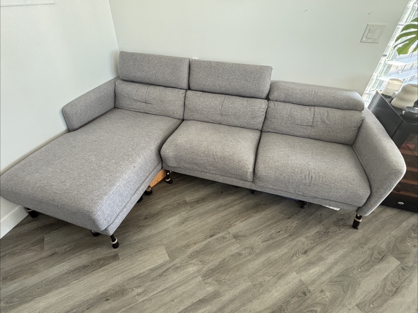 Grey Sectional Sofa with Chaise
