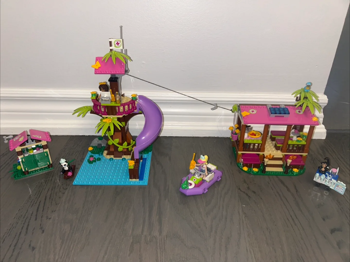 LEGO Friends Jungle Rescue Base Set #41038 thumbnail