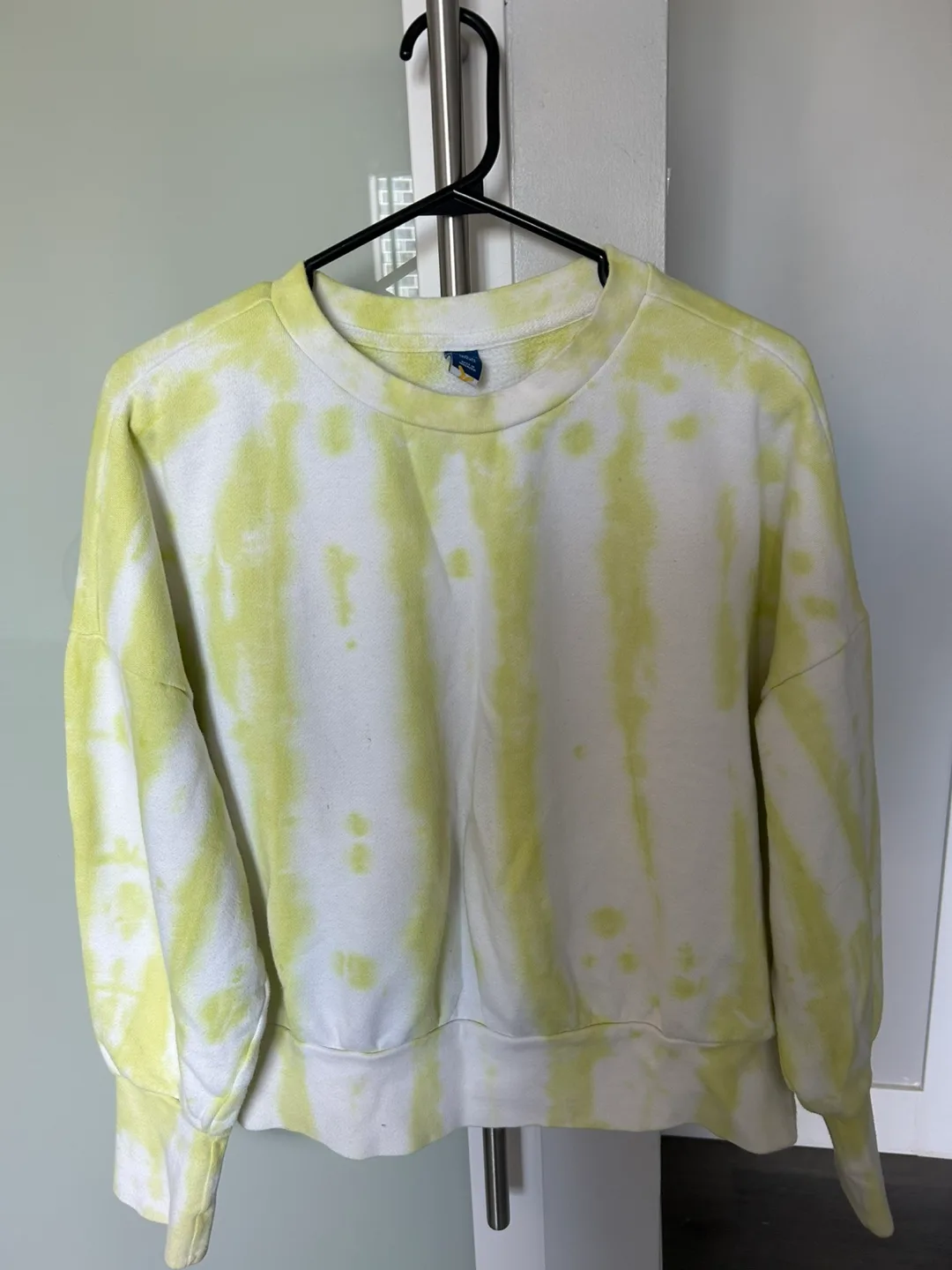 Old Navy Tie-Dye Sweatshirt - Size L thumbnail