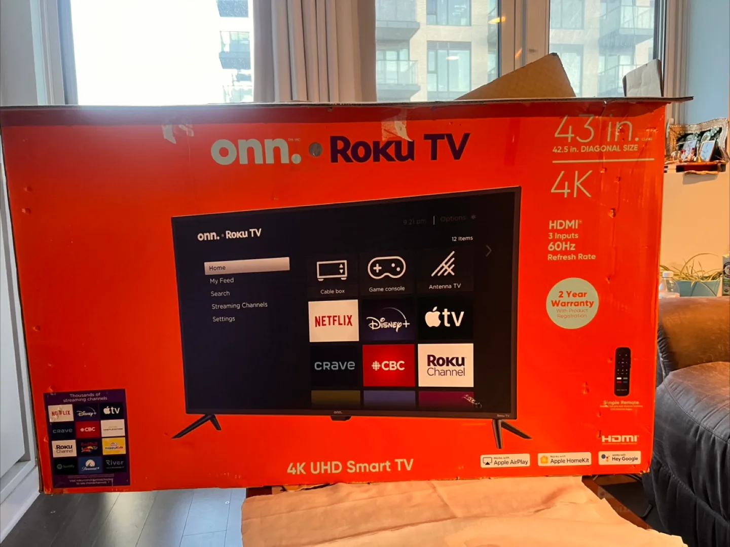 onn. Roku TV 43" 4K UHD Smart TV thumbnail