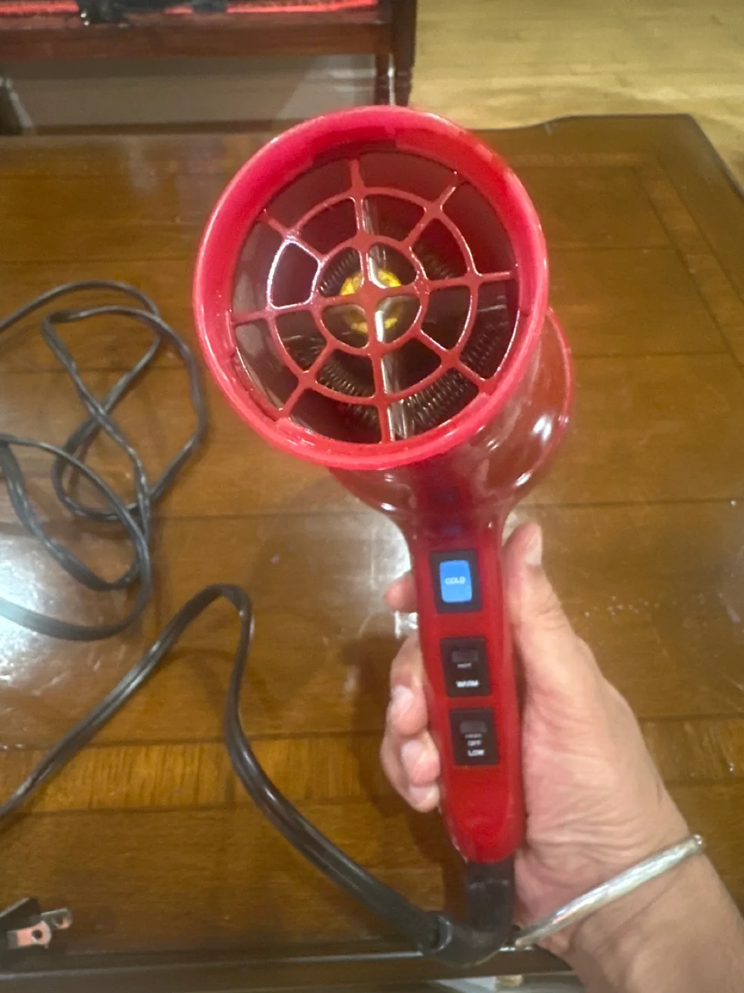 Red Hair Dryer - Hot, Warm, Cold Settings image indicator(3)