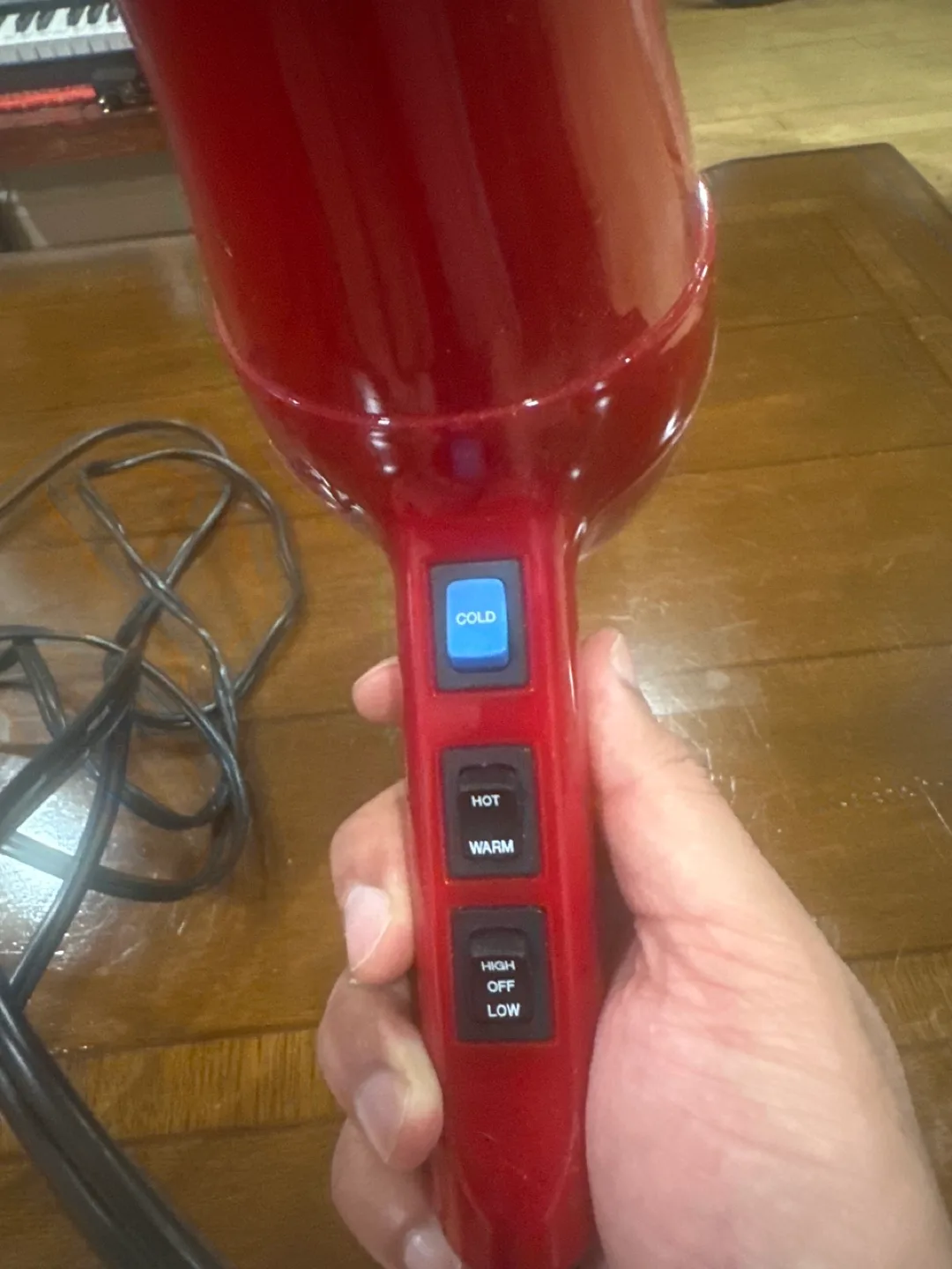 Red Hair Dryer - Hot, Warm, Cold Settings image indicator(2)