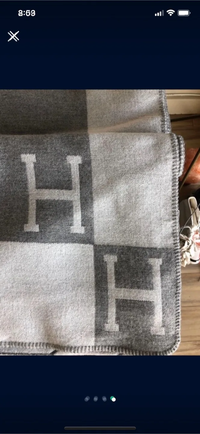 🧡 H wool Throw Blanket Gray/White thumbnail