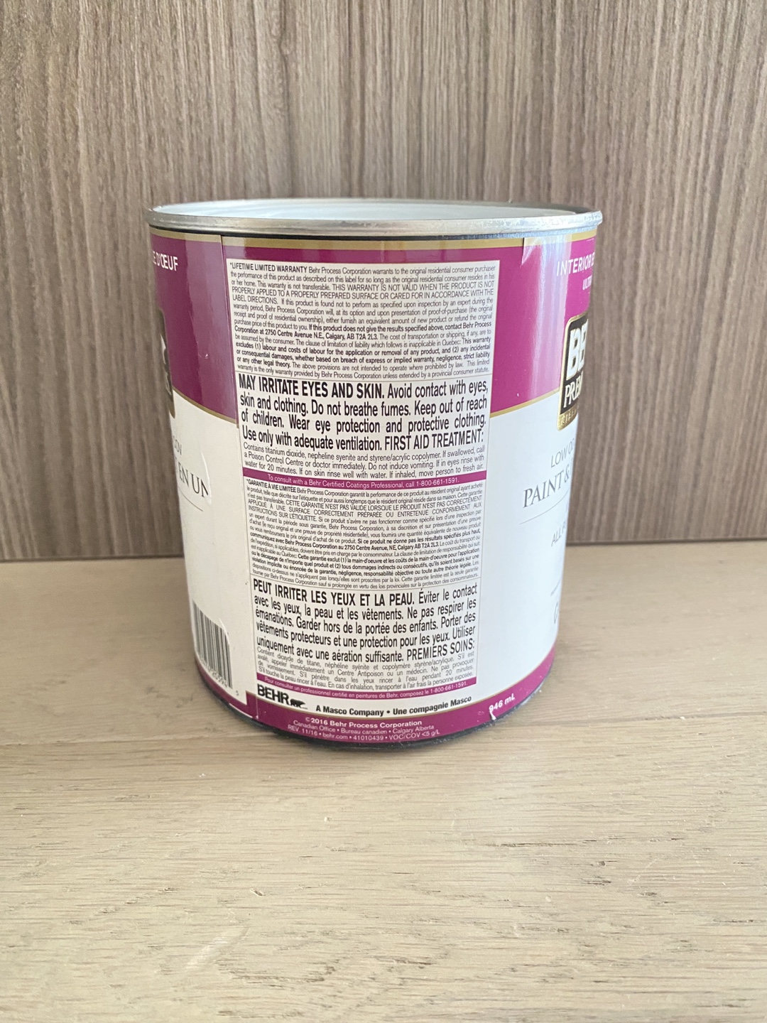 BEHR PREMIUM PLUS Paint & Primer-Ultra Pure White 2050, 946mL - photo 2