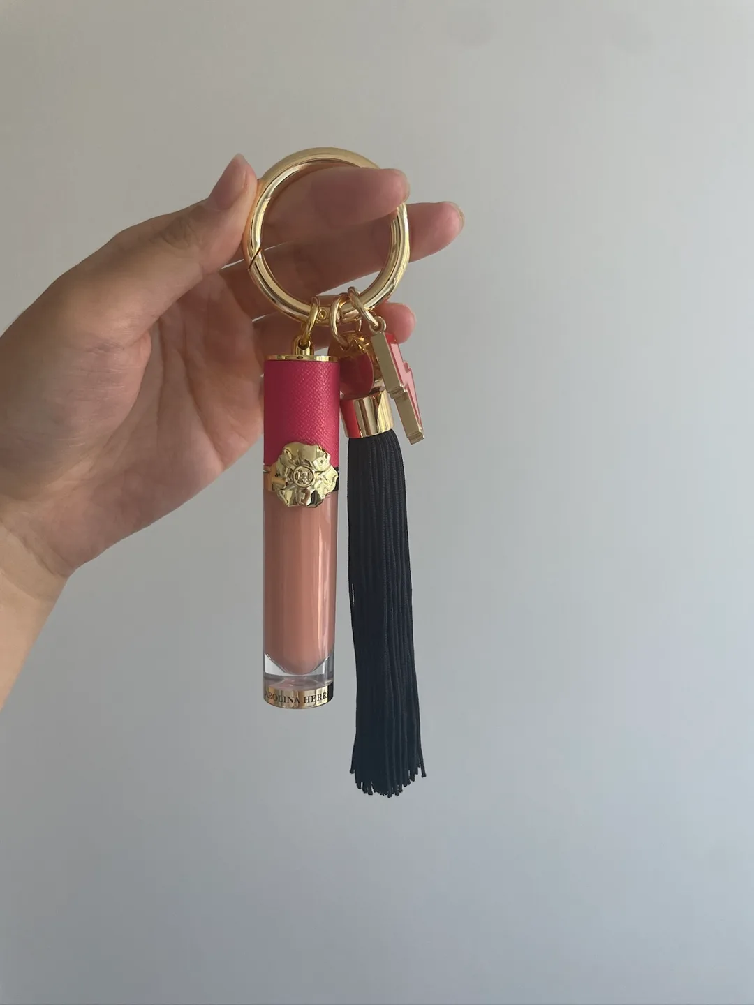 🇨🇦Carolina Herrera keychain with matte lipgloss thumbnail