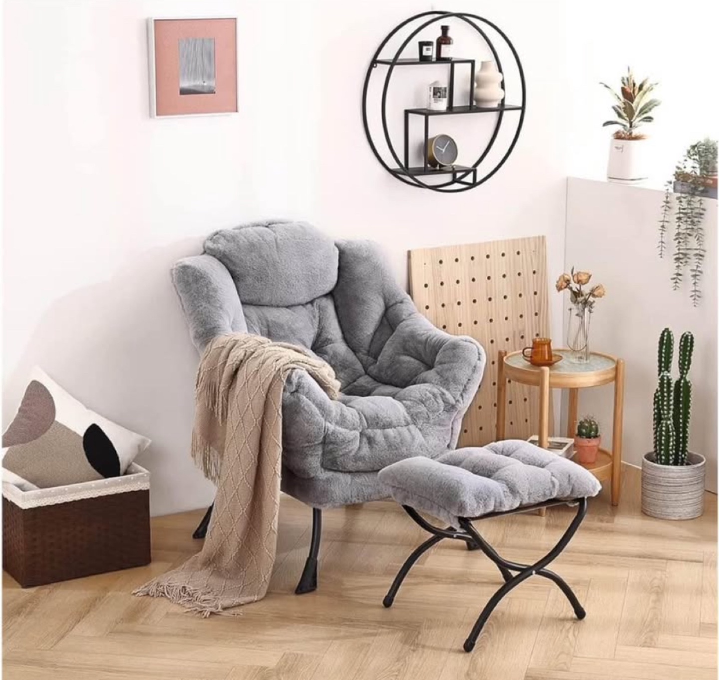 Welnow Grey Plush Chair with Ottoman