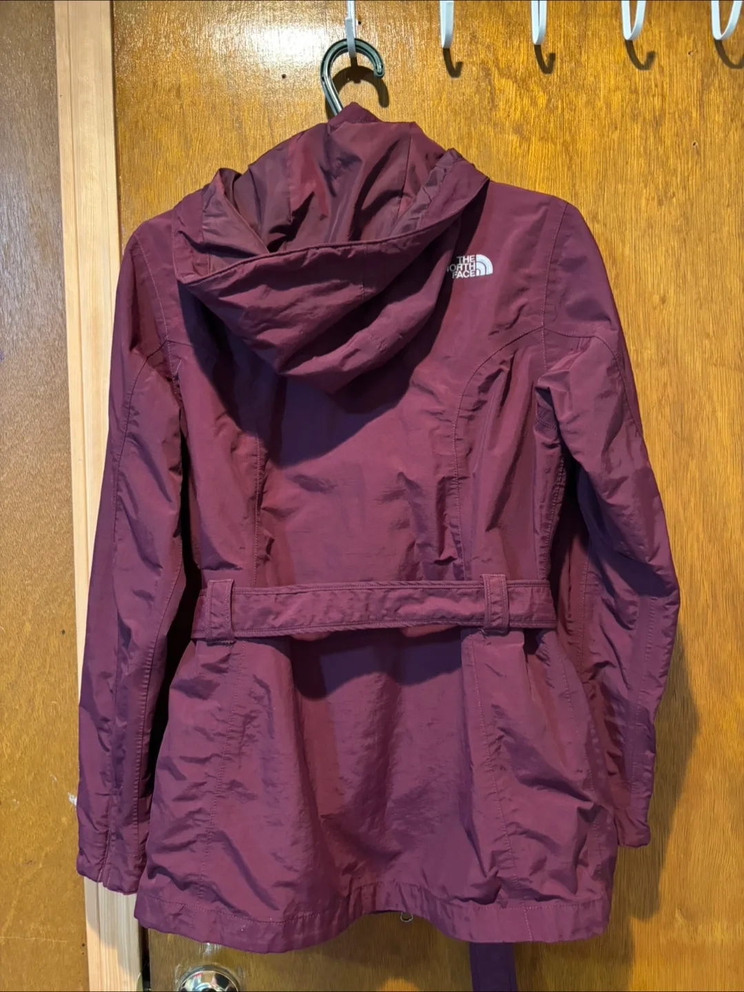 The North Face Jacket - Women's Size M image indicator(2)