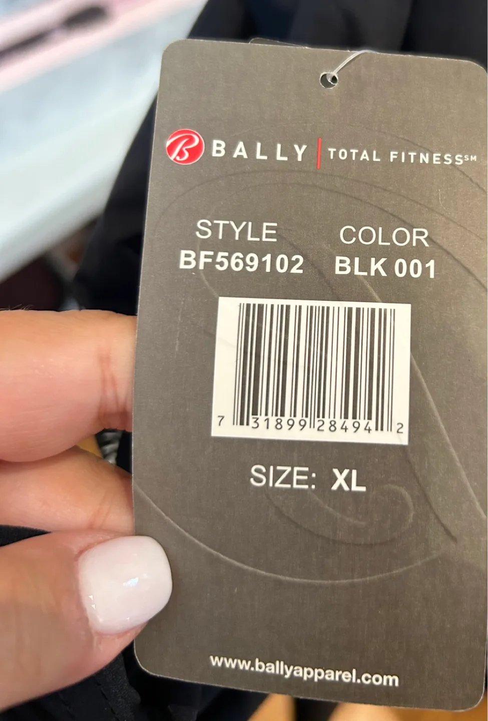 Bally Total Fitness Black Capri Leggings - XL image indicator(4)
