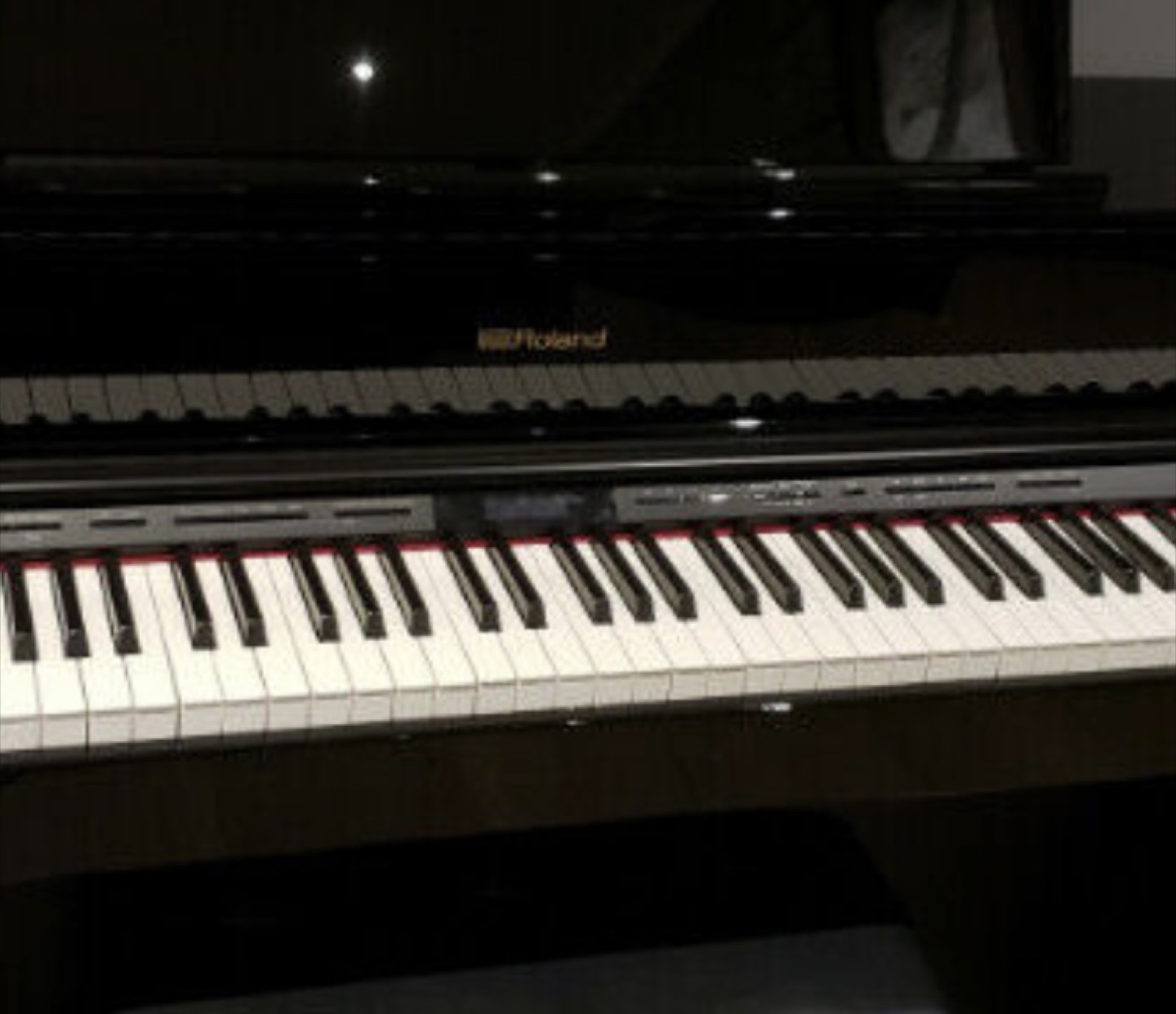 Roland HP605 - high quality digital piano - like new! - photo 4