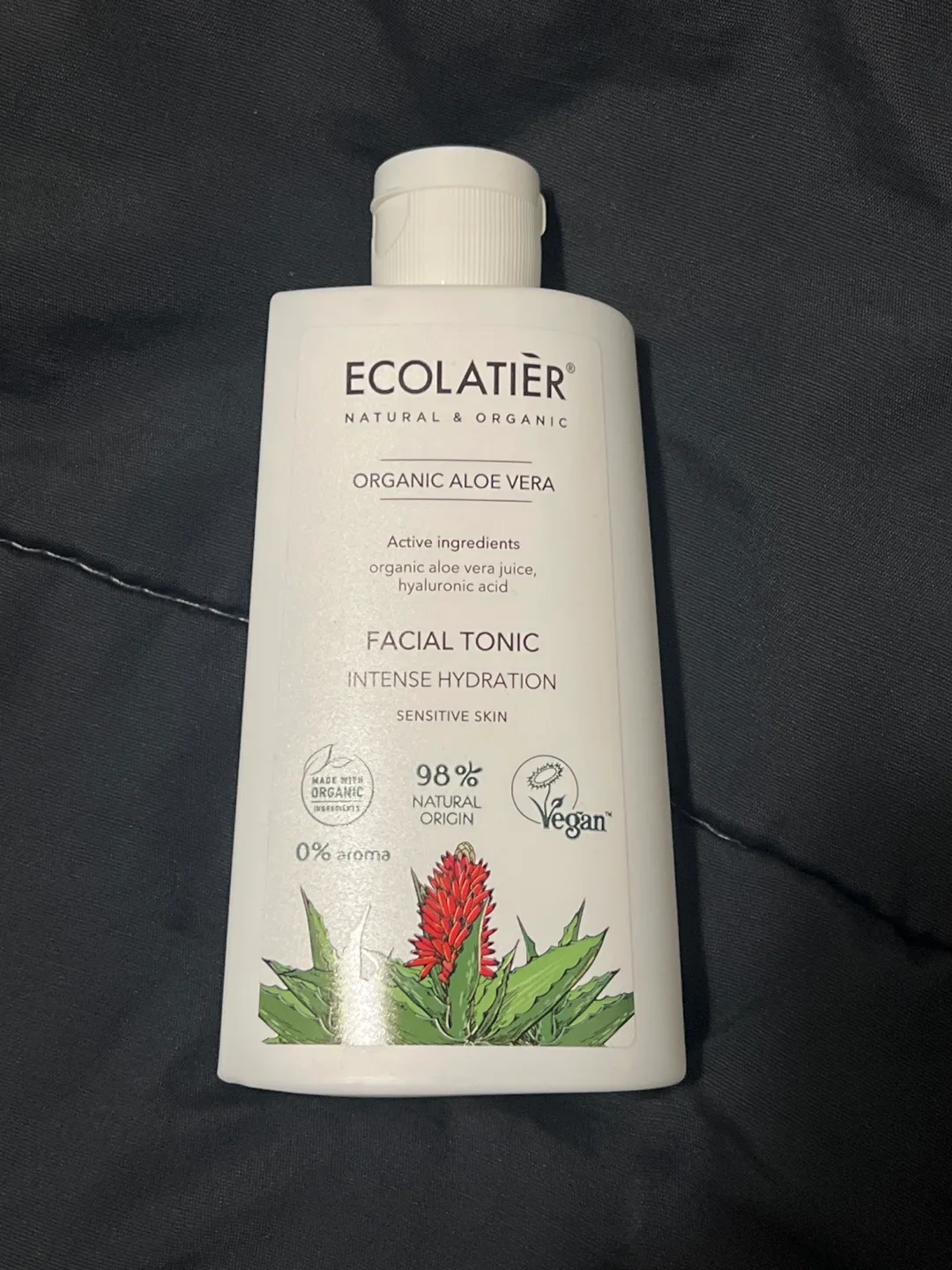 Ecolatier Organic Aloe Vera Facial Tonic. thumbnail