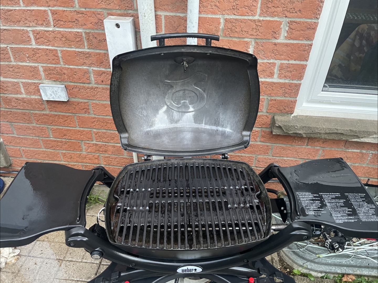 Weber Q1200 Portable Gas Grill - Black - photo 3