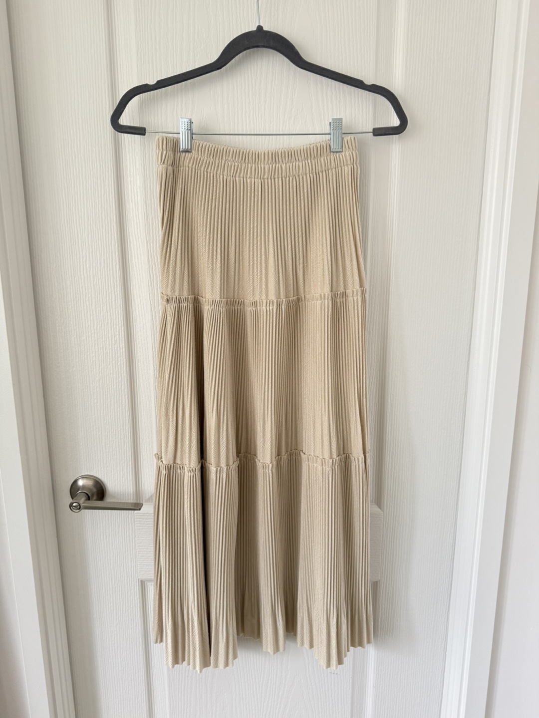 Thick Cream Skirt