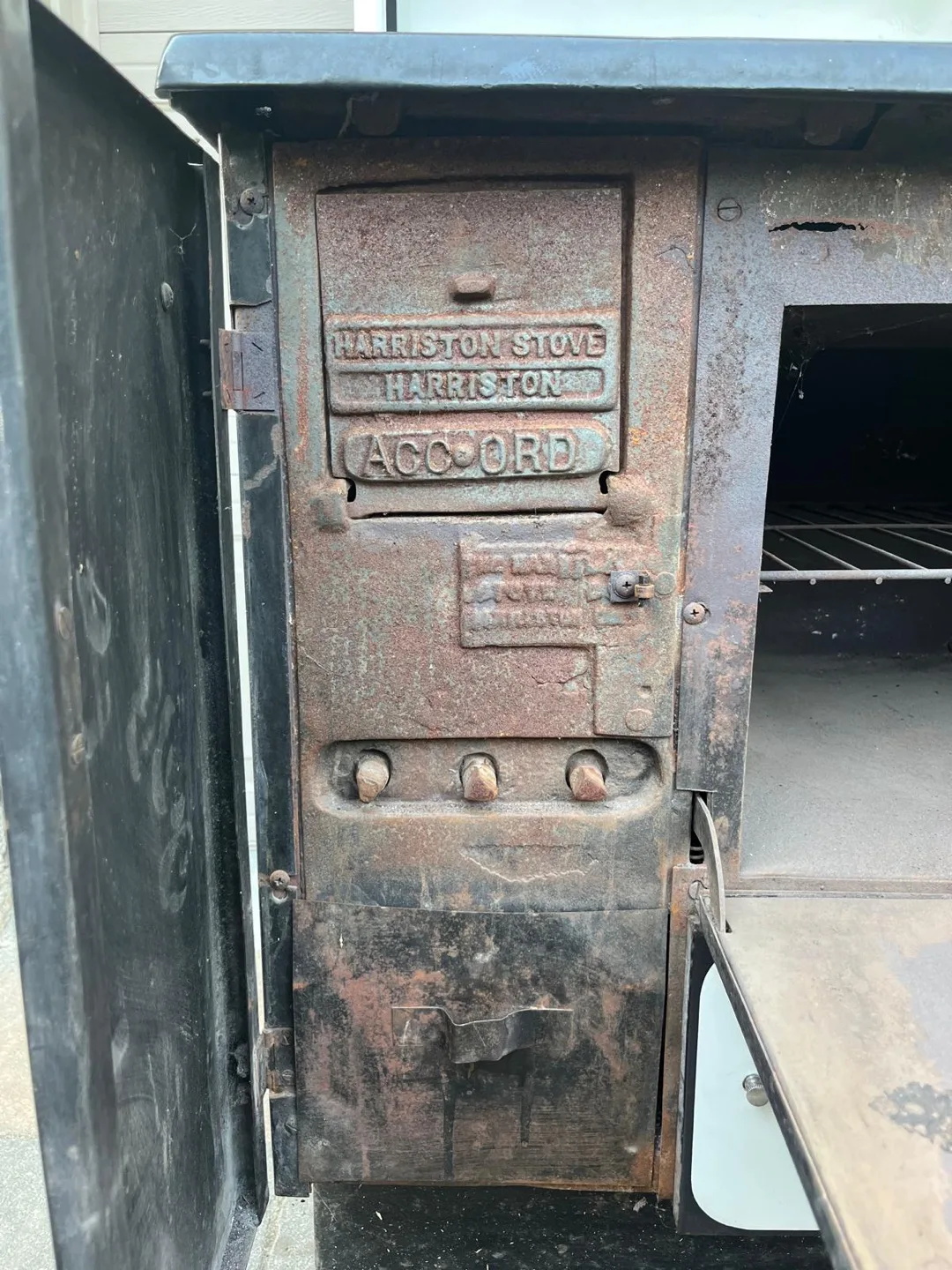 Vintage  wood Burning cook stove with accesories $500 FIRM image indicator(5)