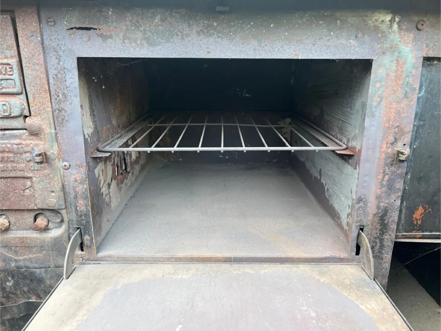 Vintage  wood Burning cook stove with accesories $500 FIRM image indicator(6)