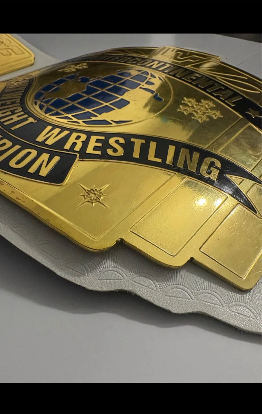 WWF Intercontinental Heavyweight Wrestling Champion Belt image indicator(8)
