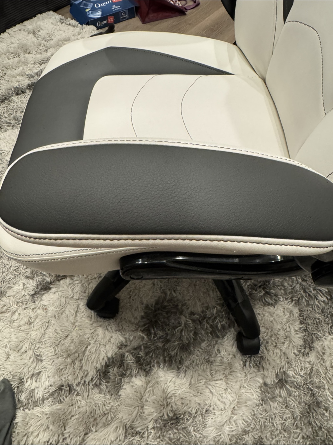 Emerge Vartan Gaming Chair - White & Black - photo 5