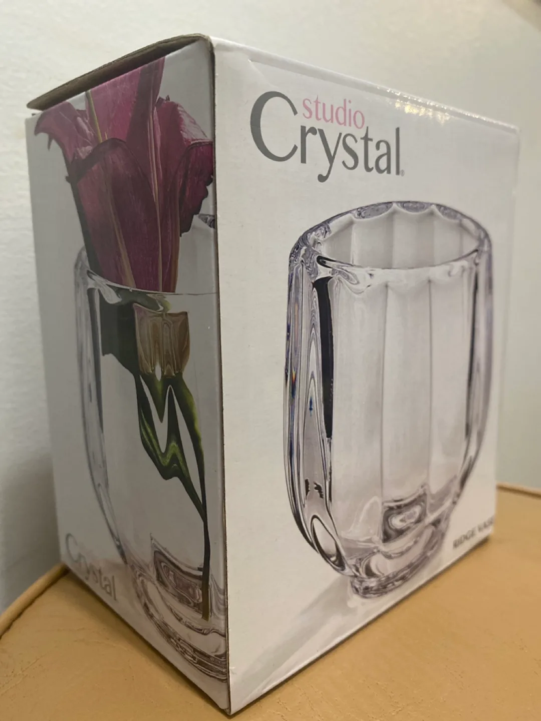 Studio Crystal Ridge Vase 🇨🇦 New in Box! thumbnail