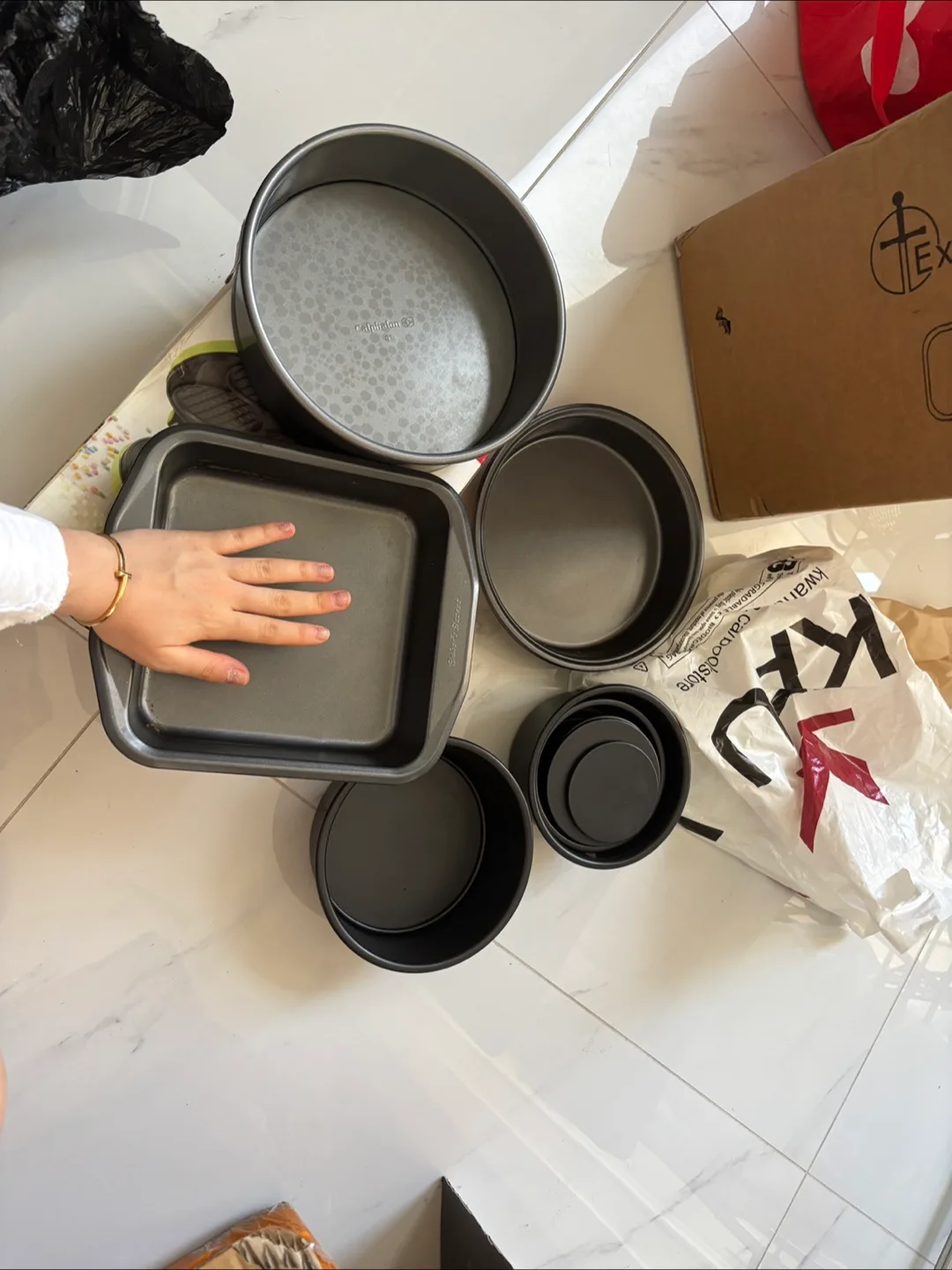 Baking pans thumbnail
