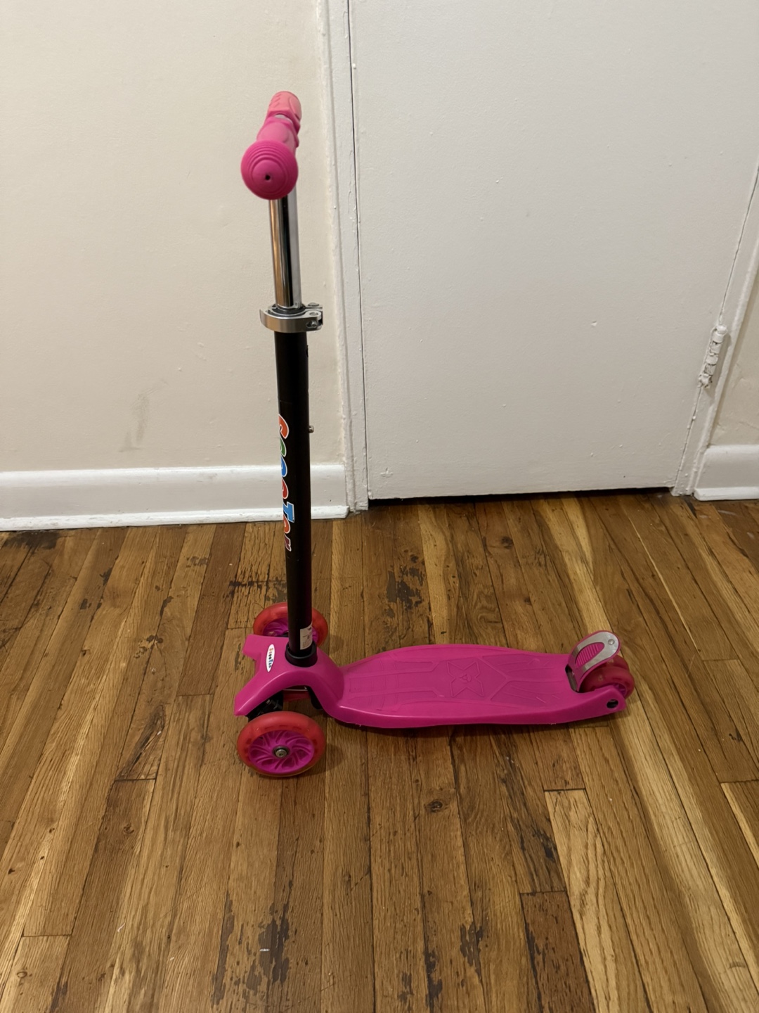 Pink 3 Wheel Scooter - photo 2