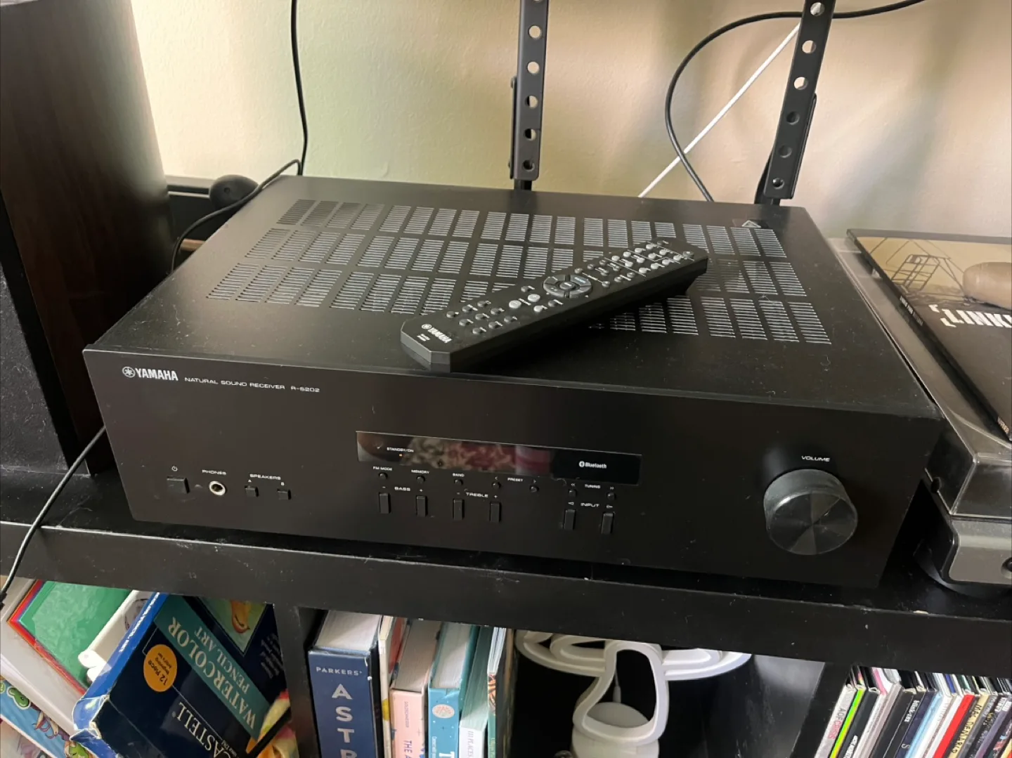 Yamaha R-S202 Natural Sound Stereo Receiver thumbnail