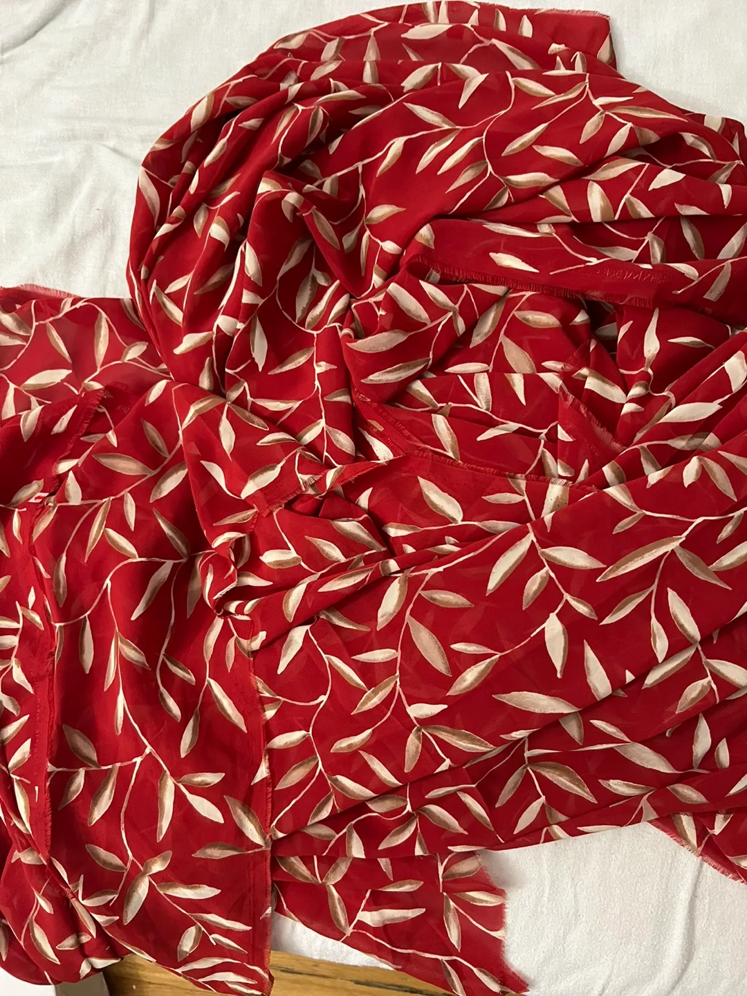 Red Leaf Pattern Fabric thumbnail