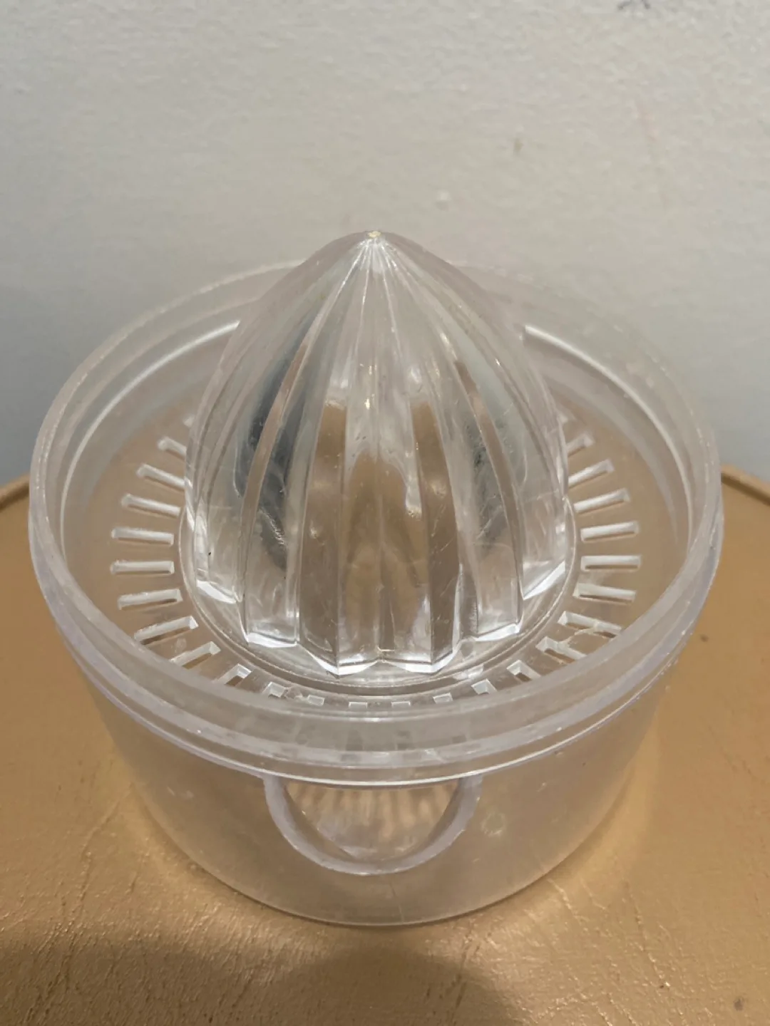 Clear Citrus Juicer 🇨🇦 thumbnail