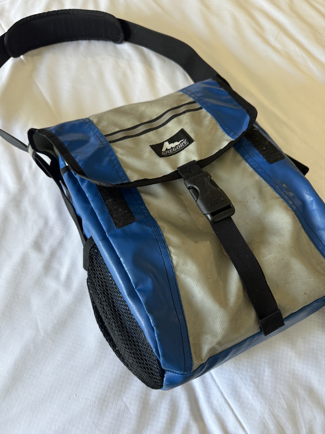 Gregory Blue & Grey Messenger Bag - photo 2