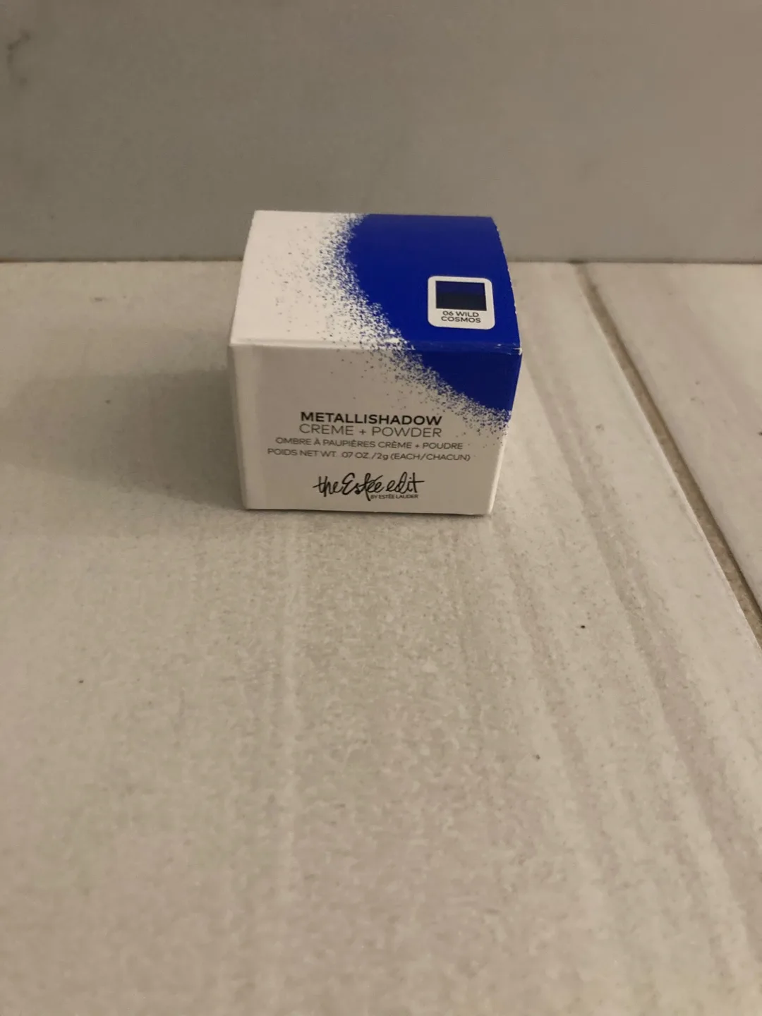 🇨🇦🍁The Estée Edit Metallishadow Creme + Powder thumbnail