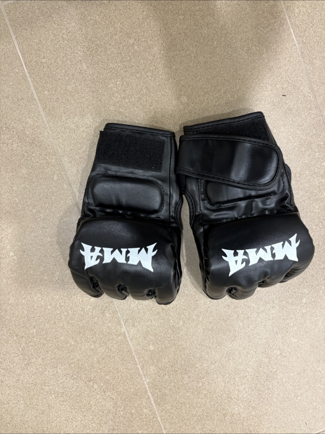 Imfit Music Boxing Machine with Gloves - photo 3